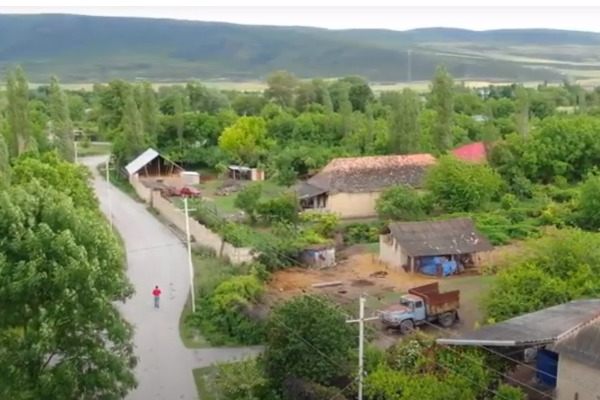 “Azərişıq” Şəkinin bu kəndlərində elektik şəbəkəsini yenidən qurdu - Video