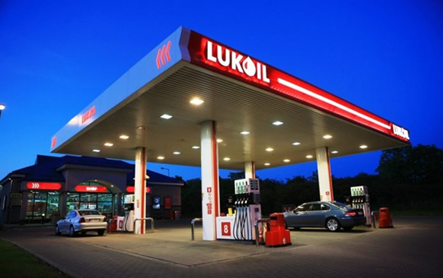 “Səhər “bacı” dedi, günorta otelə çağırdı” - “Lukoil”dəki bıçaqlanmanın təfərrüatı