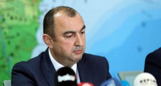 Nazir əgər müavininin nazı ilə bu qədər oynayırsa.