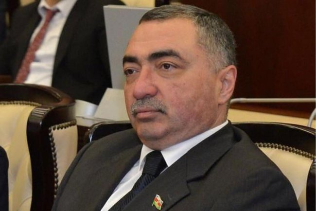 “Həyatımın yarısı bu qurumlarla mübarizədə keçir, vallah, yoruldum” - Deputat