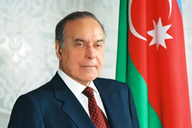 Ümummilli lider Heydər Əliyevin vəfatından 19 il ötür