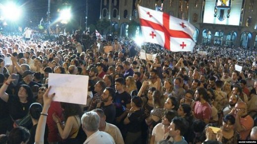 Tiflis qaynayır: Rusiyaya ikinci cəbhə açılır?