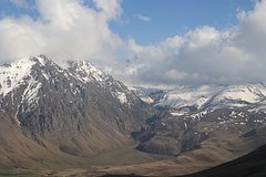 Elbrus dağında 6 əcnəbi itkin düşüb