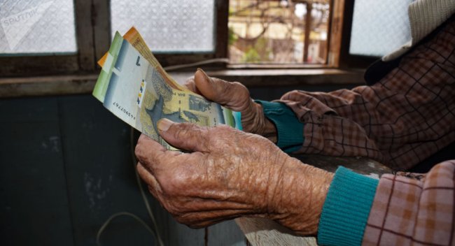Büdcə dəyişikliyi: Əməkhaqqı və pensiyaya necə təsir edəcək?