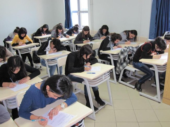 Bu təhsil müəssisələri universitetlərin tabeliyinə verilir – Universitetlərə qəbul asanlaşır?