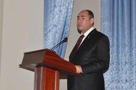 Vidadi İsayev yerinə bacısı oğlunu hazırlayır