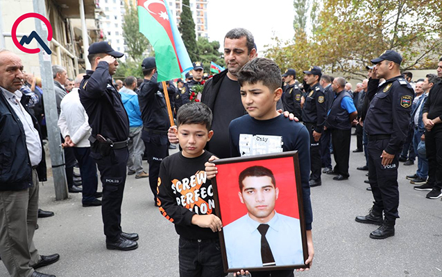 Ataları ilə son görüş... - Fotolar