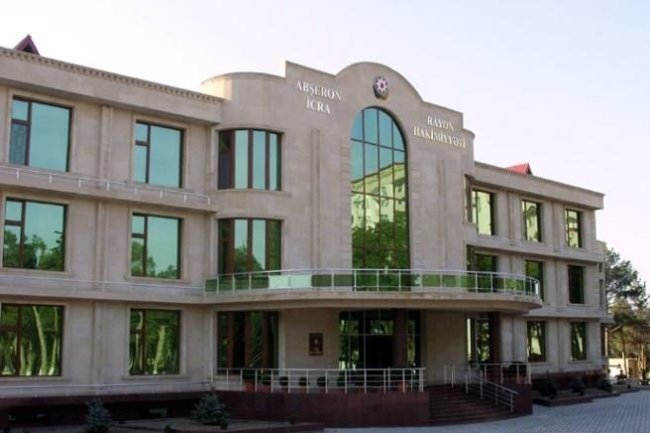 Abşeronda ev adı altında tikilən ticarət mərkəzinin əsl sahibi kimdir? - ŞOK İSİM