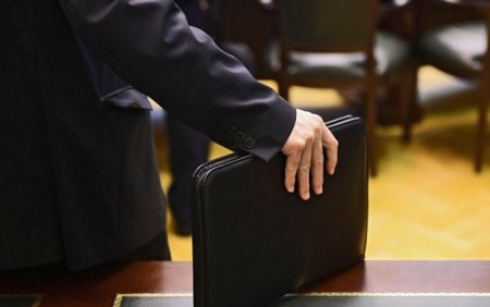 İcra başçısının keçmiş müavininin bağ evində cinayət: Sabiq köməkçi bıçaqlandı
