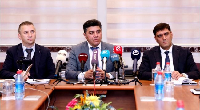 Zamin Mehrəliyev özünə əməlli-başlı SƏLTƏNƏT QURUB... -ETİRAZ VAR...