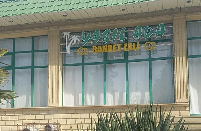 Sumqayitda yerləşən Yaşıl Ada restoranında qanunsuz tikinti davam etdirilir -FOTOLAR