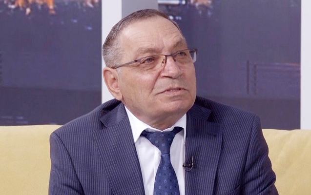 Yaş həddi 70 idisə, 77 yaşlı hakim vəzifədə necə qalıb?