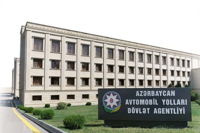 Ağacları kəsən şəxs “Azəravtoyol”un məmuru imiş – RƏSMİ