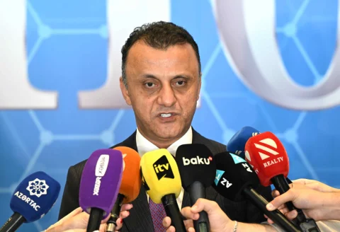 Vüqar Qurbanov "Xaç atası" və Çovdarov rolunda:TƏBİB təbib olmur, həbslə "xox" gəlir
