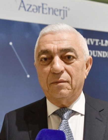 Qarın doyur, göz doymur… Yaxud, Baba Rzayev tenderdə 21 milyonu necə uddu?