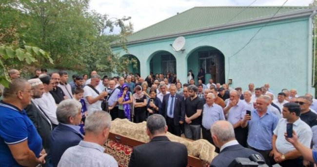 Azərbaycanın danışdığı dəfn mərasimi: Bu ifa eşidiləndə ölülər də diriləcək