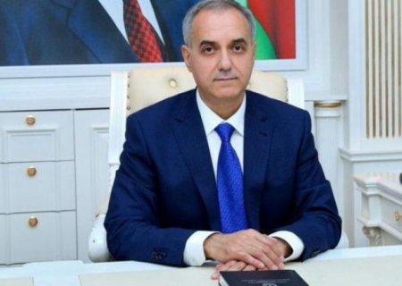 Qazi Faiq Babayev: “Binəqədi rayonunda icra nümayəndəsi məndən 10 min manat tələb etdi, ödəmədim, obyektimi dağıtdılar” -VİDEOFAKT
