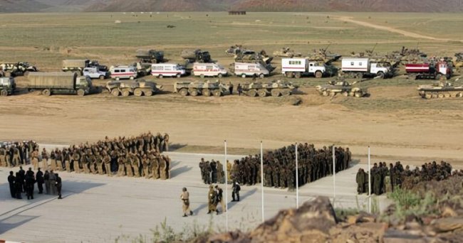 Paşinyan tələsir: ordunu təcili oradan çıxarmalıdır
