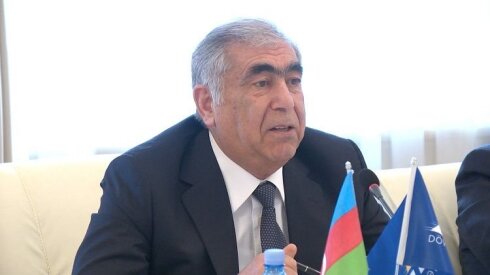 Saleh Məmmədovun Prezidentə "yüksək keyfiyyətli" dediyi yolun heç ili çıxmadı - yol təmirə bağlandı /FOTOLAR