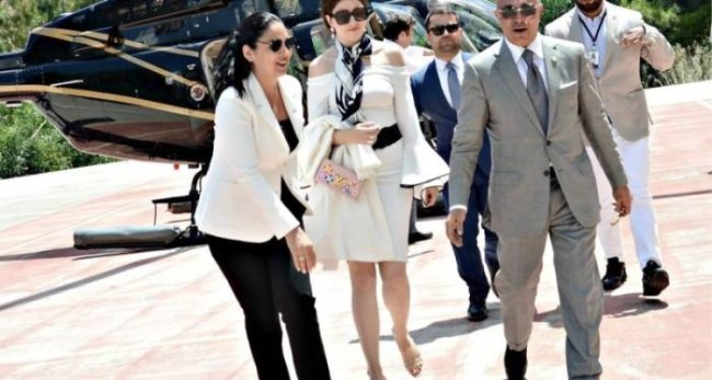 Tanınmış türk iş adamından azərbaycanlı assistentinə AĞIR İTTİHAMLAR – “Pulumu sevgilisinə xərclədi”