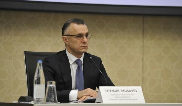 Nazir “Səhiyyə əlaçısı” medalını vermədi – Qalmaqal