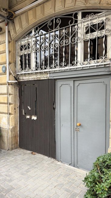 Nəsimi rayonunda özbaşınalıq – FHN də müraciət edib, icra hakimiyyəti tədbir görmür (FOTO)