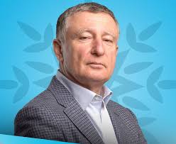 Səni hamı tanıyır... MƏŞHUR ADAM... - İLGİNC İDDİA