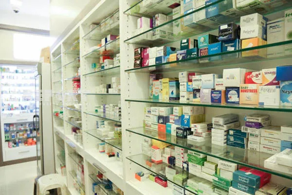 400 adda dərmanın Azərbaycana gətirilməsində problem yaranıb: Nə baş verir?