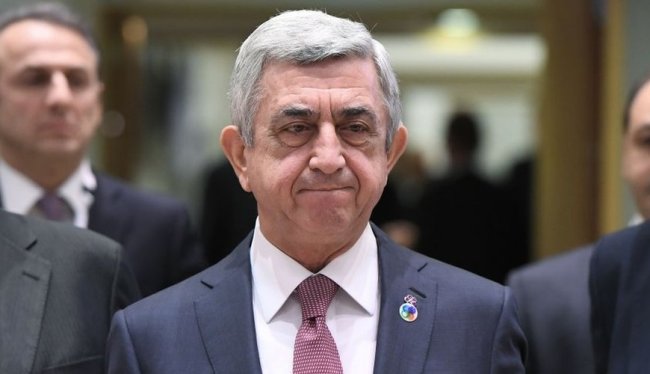 Sarkisyanın "ağ bayrağı": Respublikaçılar seçkilərdən rəsmən çəkildi