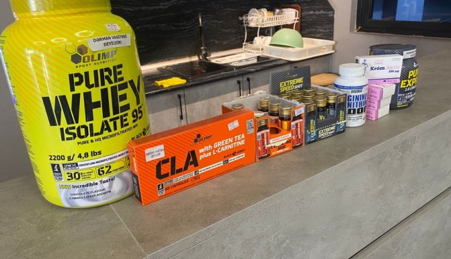 Fitnes zallarında qanunsuz satış - İdman qidaları ilə bağlı kritik XƏBƏRDARLIQ