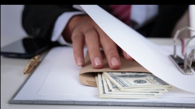 9,5 milyonluq şişirdilmə, yüz minlərlə artıq ödəniş – Gəncədə korrupsiya “səbəti”